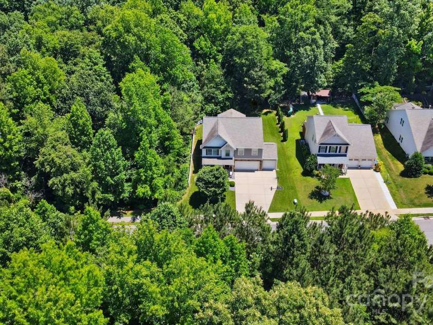 3106 Crosswind Drive, Fort Mill, SC 29707.  MLS# CAR4265768, YatesRealty ID 25341. 