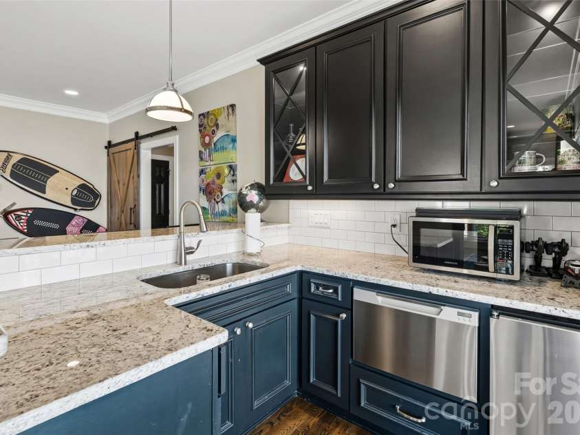 7110 Anchorage Lane, Fort Mill, SC 29708.  MLS# CAR4380640, YatesRealty ID 25342. 