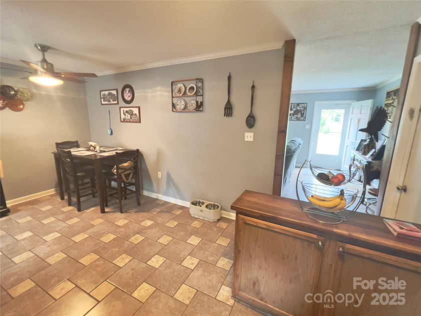 803 Bannon Place, Lenoir, NC 28645.  MLS# CAR4271044, YatesRealty ID 25342. 