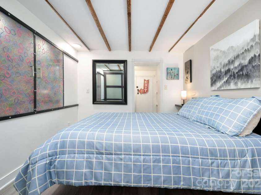 5 Arbutus Road, Asheville, NC 28805.  MLS# CAR4270691, YatesRealty ID 25344. Bonus Room Serves as Bedroom