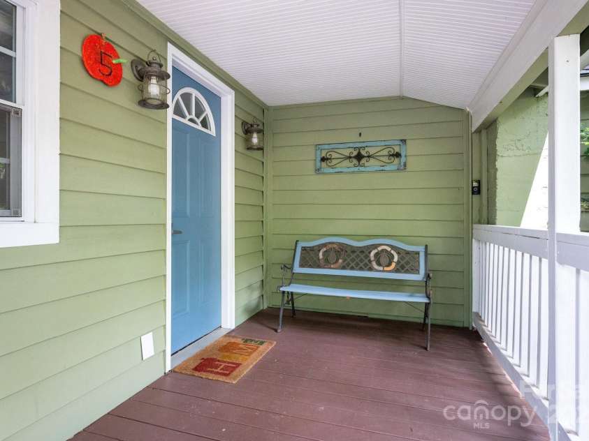 5 Arbutus Road, Asheville, NC 28805.  MLS# CAR4280642, YatesRealty ID 25344. Upper Unit Porch and Entrance