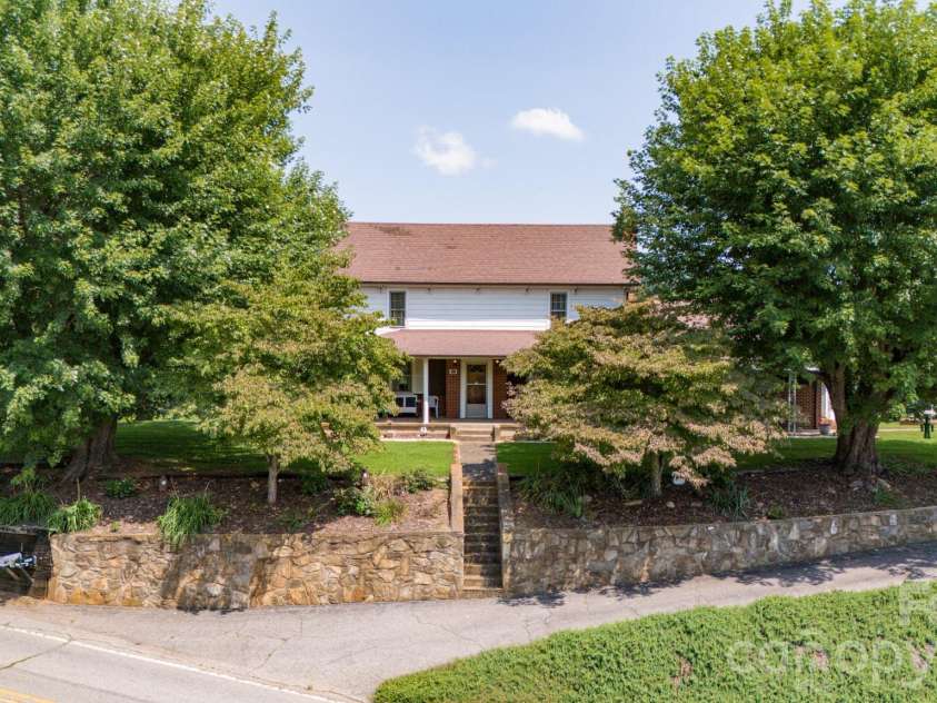 502 and  504 Old US 19 23 Highway, Candler, NC 28715.  MLS# CAR4378942, YatesRealty ID 25347. 