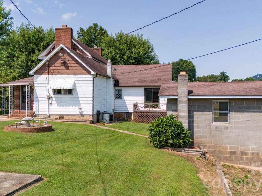 502 and  504 Old US 19 23 Highway, Candler, NC 28715.  MLS# CAR4378942, YatesRealty ID 25347. 