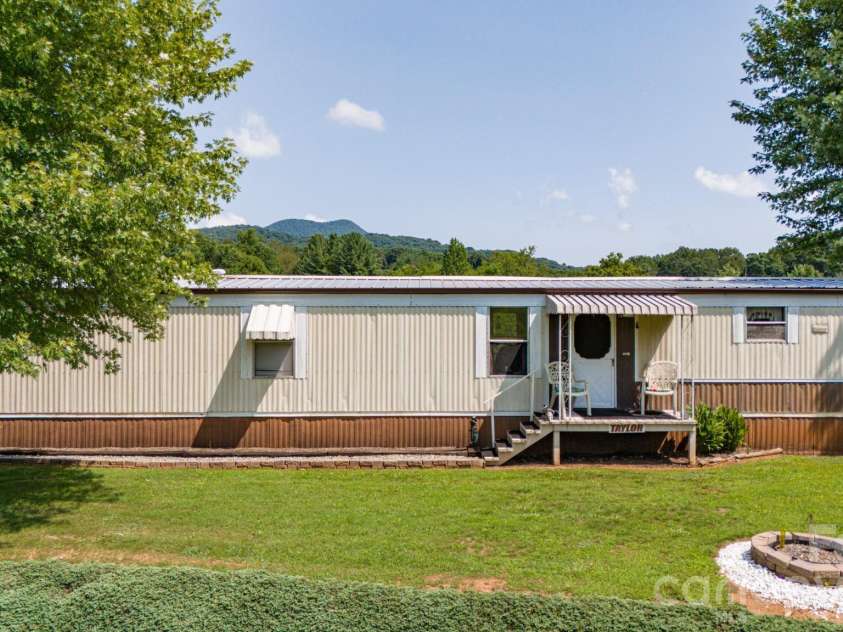 502 and  504 Old US 19 23 Highway, Candler, NC 28715.  MLS# CAR4378942, YatesRealty ID 25347. 