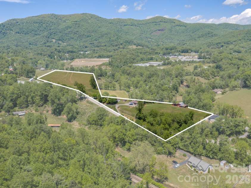 502 and  504 Old US 19 23 Highway, Candler, NC 28715.  MLS# CAR4378942, YatesRealty ID 25347. 