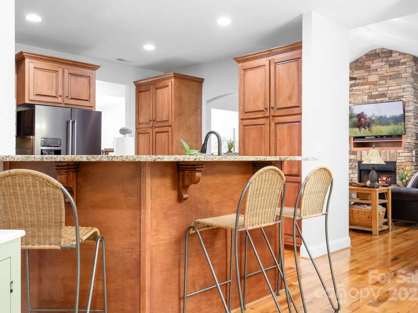 730 Oak Ridge Farms Circle, Newton, NC 28658.  MLS# CAR4252238, YatesRealty ID 25347. 