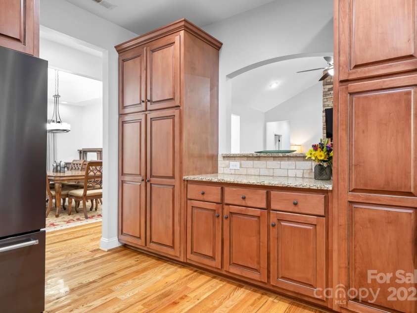 730 Oak Ridge Farms Circle, Newton, NC 28658.  MLS# CAR4252238, YatesRealty ID 25347. 