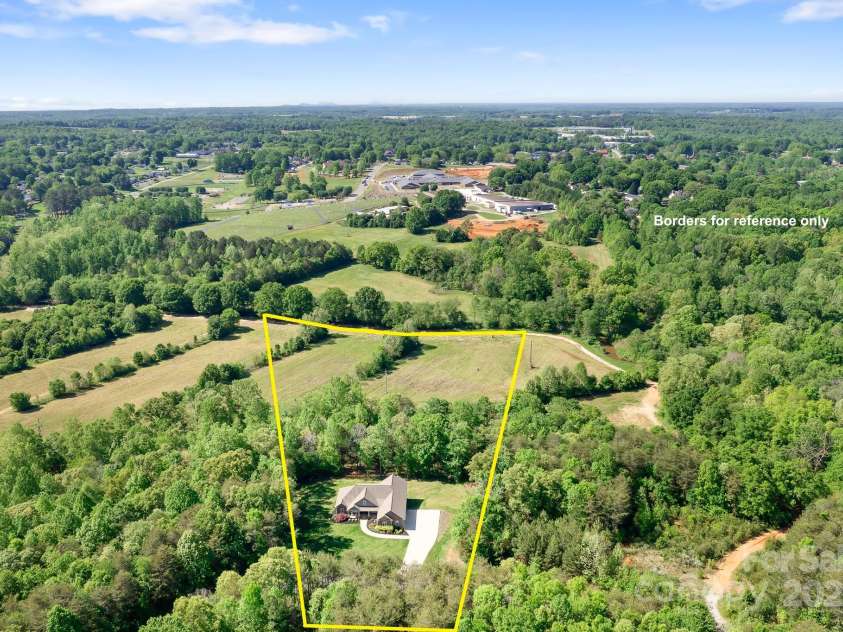 730 Oak Ridge Farms Circle, Newton, NC 28658.  MLS# CAR4252238, YatesRealty ID 25347. Lot lines are APPROXIMATE