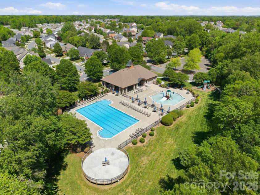 15007 Taylor Ridge Lane, Charlotte, NC 28273.  MLS# CAR4370463, YatesRealty ID 25348. 