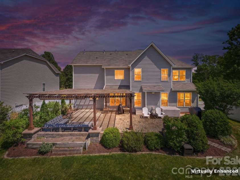 15007 Taylor Ridge Lane, Charlotte, NC 28273.  MLS# CAR4370463, YatesRealty ID 25348. Virtually Enhanced