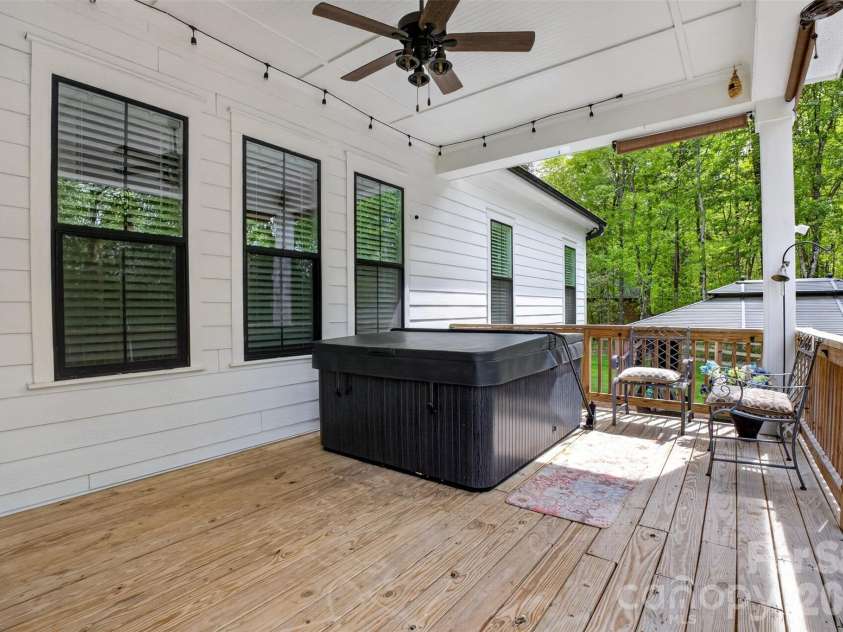 5811 Kristi Lane, Midland, NC 28107.  MLS# CAR4365681, YatesRealty ID 25349. 