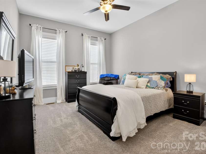 5811 Kristi Lane, Midland, NC 28107.  MLS# CAR4365681, YatesRealty ID 25349. Downstairs Bed