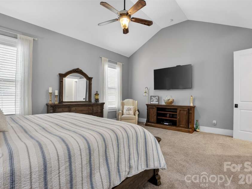 5811 Kristi Lane, Midland, NC 28107.  MLS# CAR4365681, YatesRealty ID 25349. Primary Bedroom