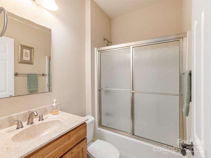 261 Rowland Drive, Hendersonville, NC 28739.  MLS# CAR4217171, YatesRealty ID 2535. 