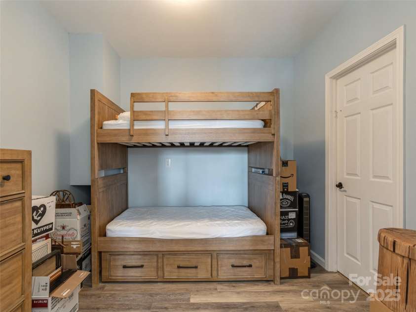 261 Rowland Drive, Hendersonville, NC 28739.  MLS# CAR4217171, YatesRealty ID 2535. 