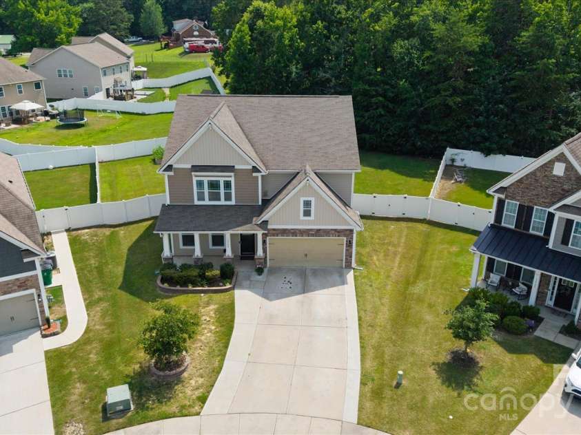 12704 Franklin Square Road, Charlotte, NC 28213.  MLS# CAR4274757, YatesRealty ID 25351. Cul-De-Sac!!!!