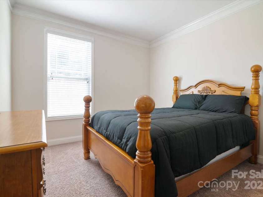 12704 Franklin Square Road, Charlotte, NC 28213.  MLS# CAR4274757, YatesRealty ID 25351. Main Level Bedroom! Multi-Generational Living!