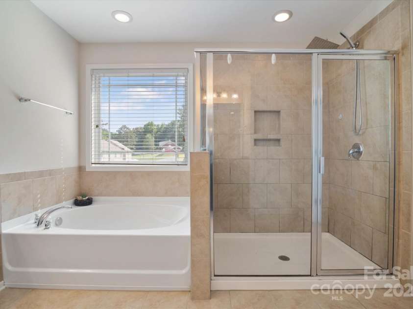 12704 Franklin Square Road, Charlotte, NC 28213.  MLS# CAR4274757, YatesRealty ID 25351. Oversized Shower With Rain Shower!