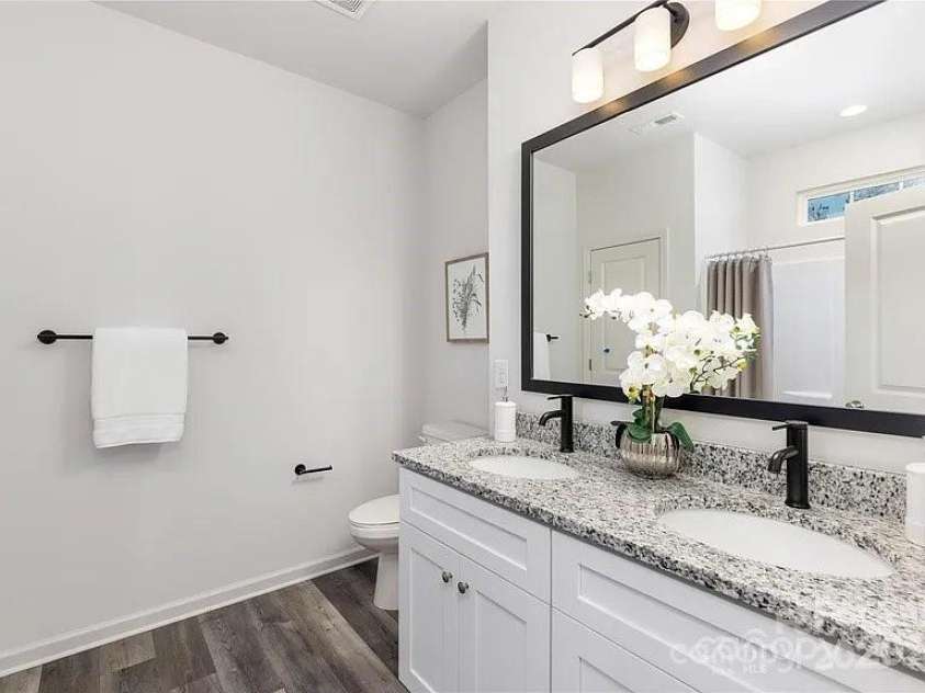 1604 Main Street, Mount Holly, NC 28120.  MLS# CAR4258910, YatesRealty ID 25353. Main bath