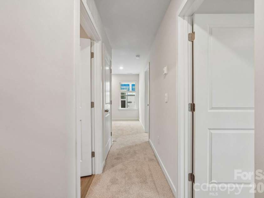 1414 Mammoth Road, Hickory, NC 28602.  MLS# CAR4331806, YatesRealty ID 25354. 