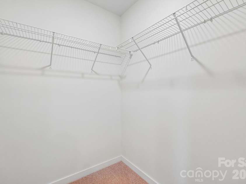 1414 Mammoth Road, Hickory, NC 28602.  MLS# CAR4331806, YatesRealty ID 25354. 