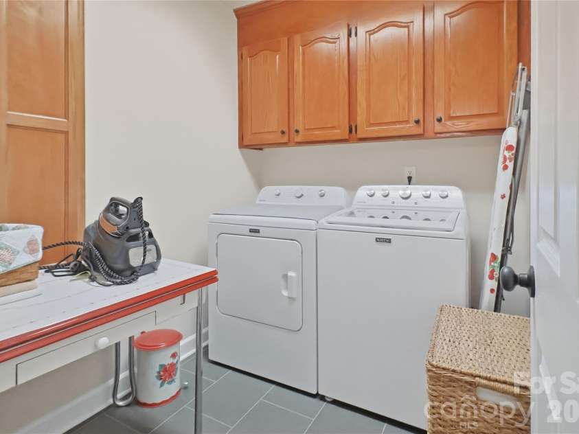 209 Silver Creek Lane, Shelby, NC 28152.  MLS# CAR4384649, YatesRealty ID 25355. 