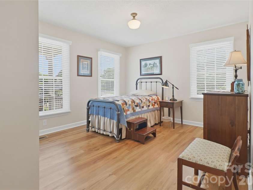 209 Silver Creek Lane, Shelby, NC 28152.  MLS# CAR4384649, YatesRealty ID 25355. 