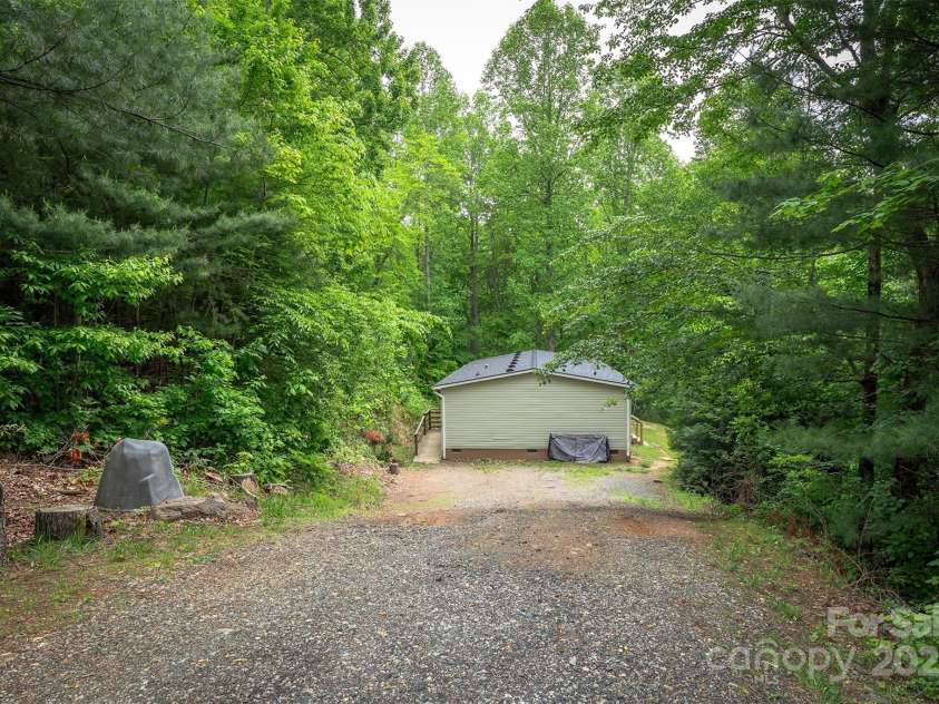 116 Hidden Meadow Drive, Candler, NC 28715.  MLS# CAR4258424, YatesRealty ID 25356. Driveway and Parking