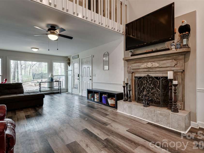 1015 Quail Circle, Salisbury, NC 28147.  MLS# CAR4327821, YatesRealty ID 25358. 