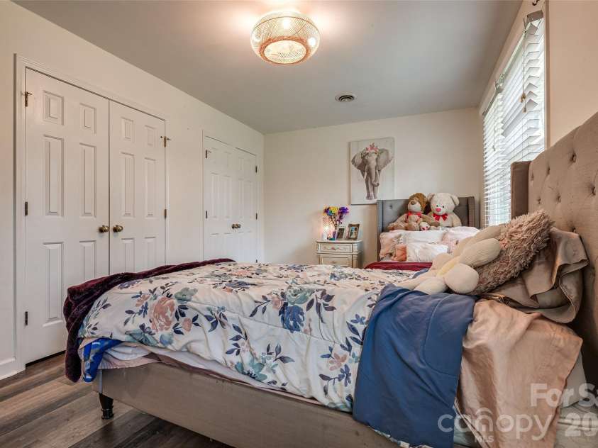 1015 Quail Circle, Salisbury, NC 28147.  MLS# CAR4327821, YatesRealty ID 25358. 