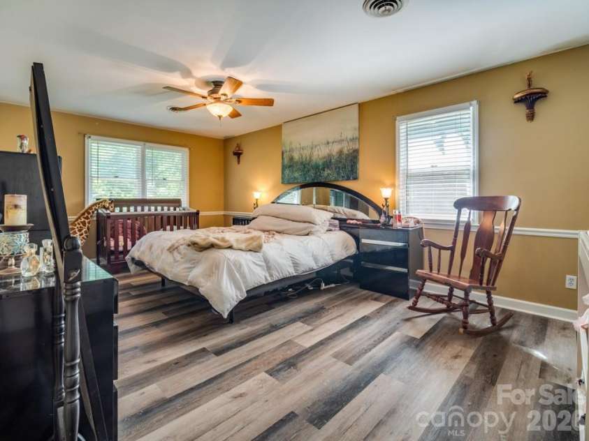 1015 Quail Circle, Salisbury, NC 28147.  MLS# CAR4327821, YatesRealty ID 25358. Master BR