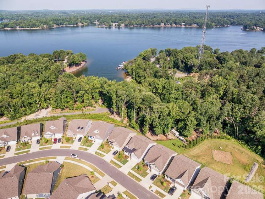 17210 Sand Bank Road, Charlotte, NC 28278.  MLS# CAR4345625, YatesRealty ID 2536. 