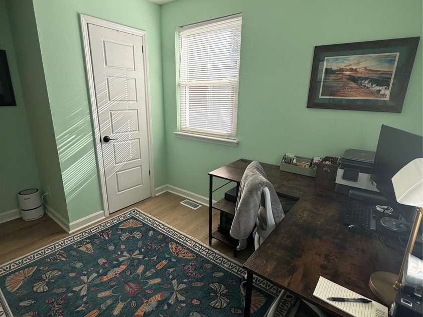1828 Finchley Drive, Charlotte, NC 28215.  MLS# CAR4335930, YatesRealty ID 2536. This fantastic Bedroom 3 can serve as a Home Office.