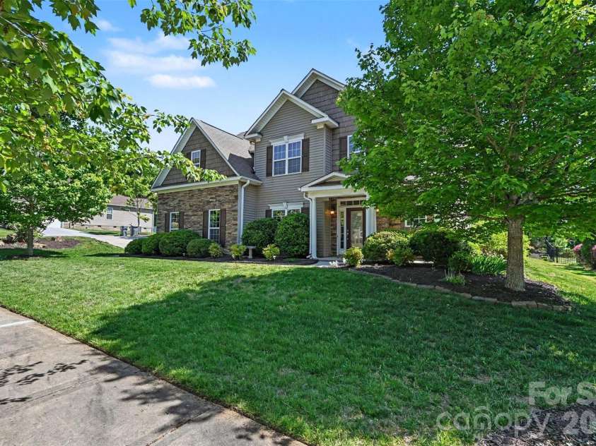9107 Kensington Forest Drive, Harrisburg, NC 28075.  MLS# CAR4377399, YatesRealty ID 25360. 