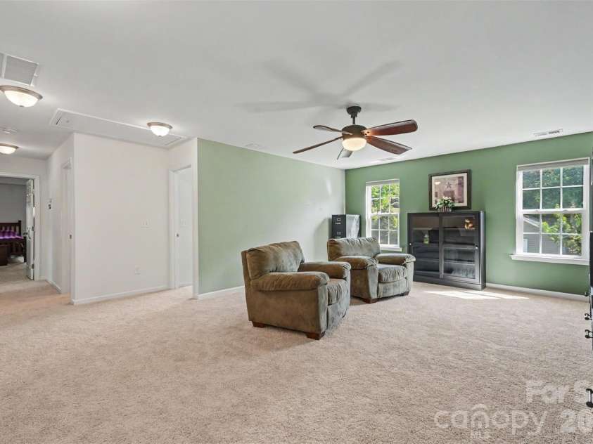9107 Kensington Forest Drive, Harrisburg, NC 28075.  MLS# CAR4377399, YatesRealty ID 25360. 