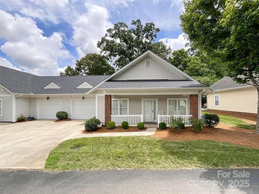 2327 Granville Place, Monroe, NC 28110.  MLS# CAR4277405, YatesRealty ID 25361. 