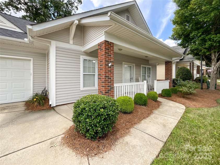 2327 Granville Place, Monroe, NC 28110.  MLS# CAR4277405, YatesRealty ID 25361. 