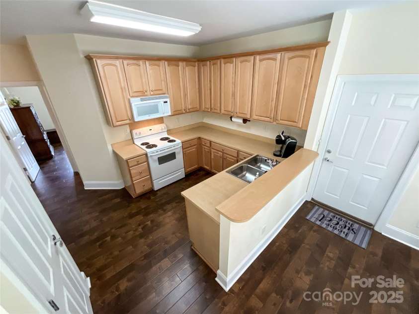 2327 Granville Place, Monroe, NC 28110.  MLS# CAR4277405, YatesRealty ID 25361. 