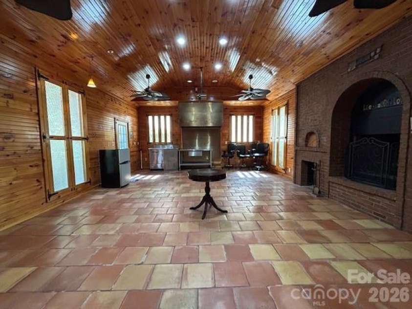 1319 Cathey Road, Charlotte, NC 28214.  MLS# CAR4366814, YatesRealty ID 25362. 