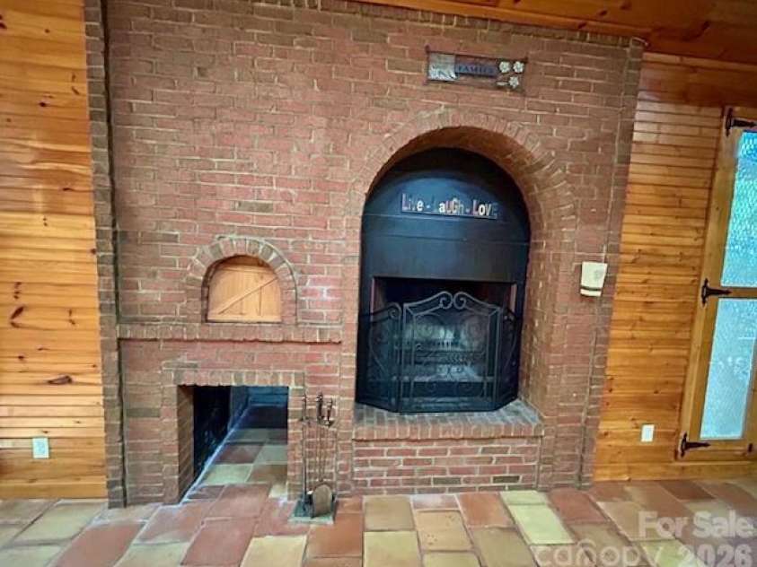 1319 Cathey Road, Charlotte, NC 28214.  MLS# CAR4366814, YatesRealty ID 25362. Pizza Oven & Fireplace