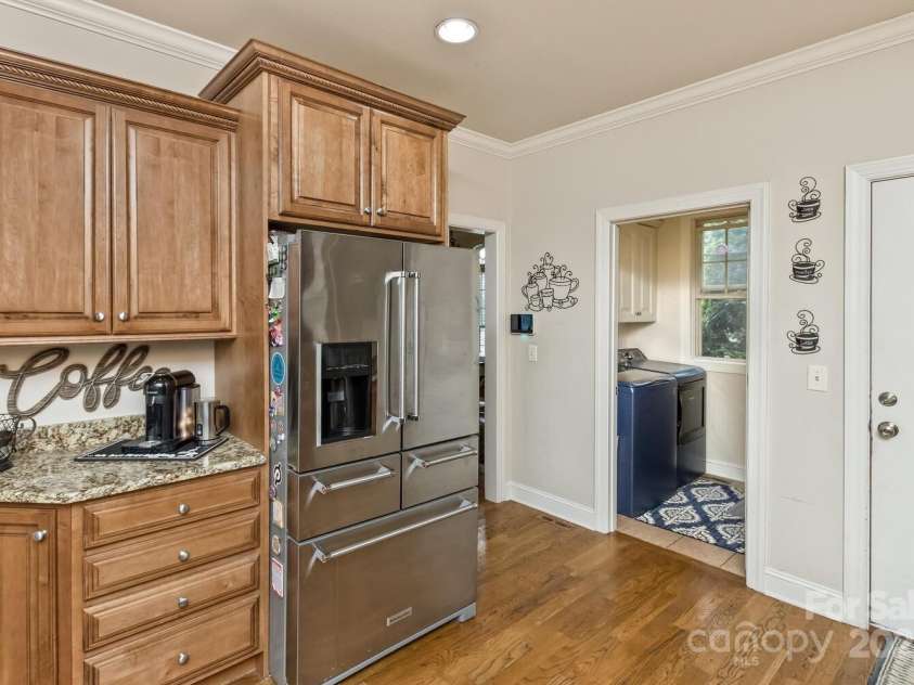 33 Stone House Road, Arden, NC 28704.  MLS# CAR4261250, YatesRealty ID 25362. 