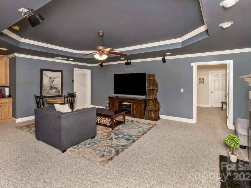 33 Stone House Road, Arden, NC 28704.  MLS# CAR4261250, YatesRealty ID 25362. 