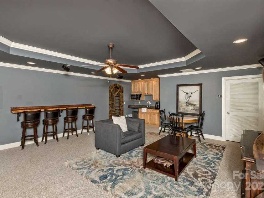 33 Stone House Road, Arden, NC 28704.  MLS# CAR4261250, YatesRealty ID 25362. 