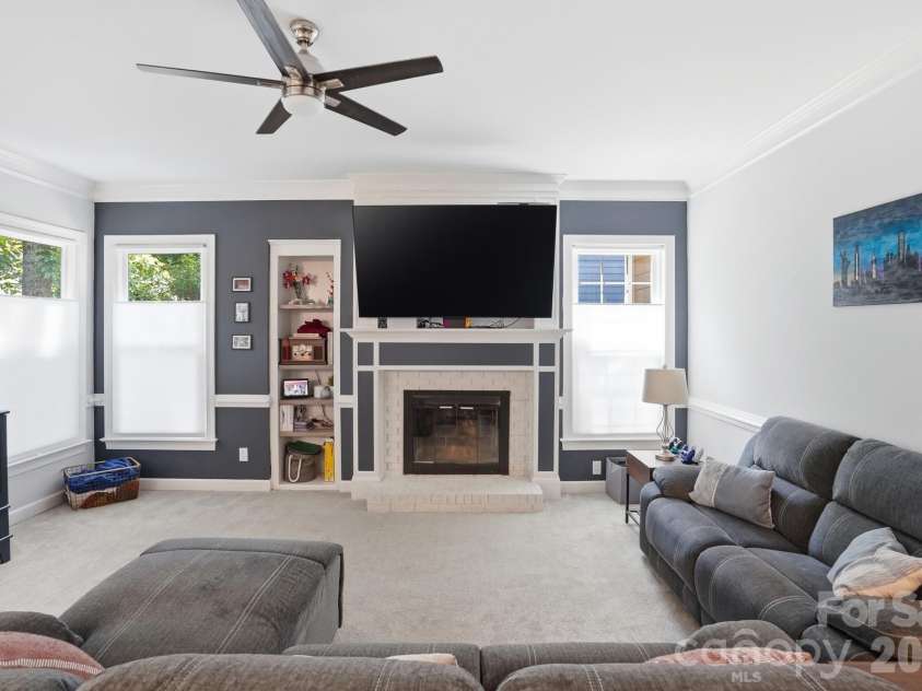 4611 Deer Cross Trail, Charlotte, NC 28269.  MLS# CAR4378584, YatesRealty ID 25363. 