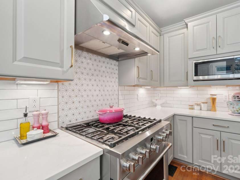 9015 Kirkley Court, Charlotte, NC 28277.  MLS# CAR4276542, YatesRealty ID 25363. 