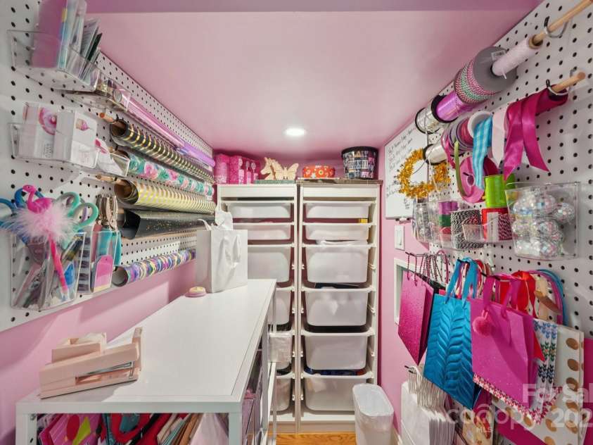 9015 Kirkley Court, Charlotte, NC 28277.  MLS# CAR4276542, YatesRealty ID 25363. 