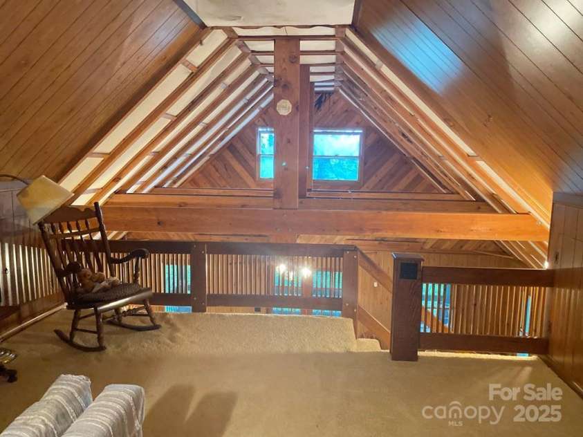 268 Poor Boy Lane, Whittier, NC 28789.  MLS# CAR4279715, YatesRealty ID 25364. 