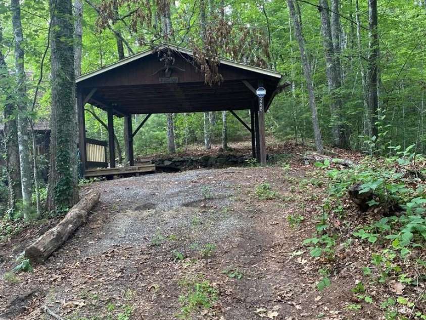 268 Poor Boy Lane, Whittier, NC 28789.  MLS# CAR4279715, YatesRealty ID 25364. 