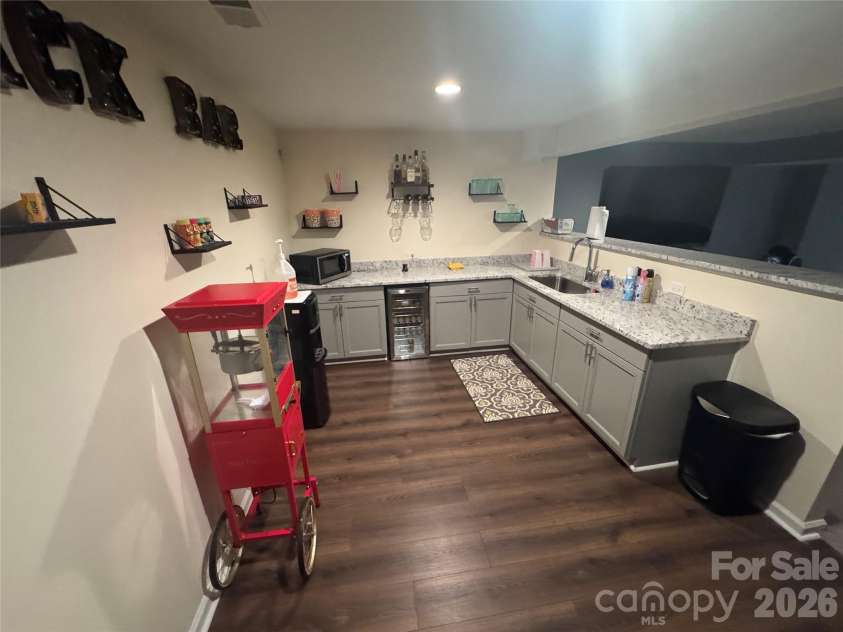 772 Rosegate Drive, Gastonia, NC 28056.  MLS# CAR4385357, YatesRealty ID 25364. 