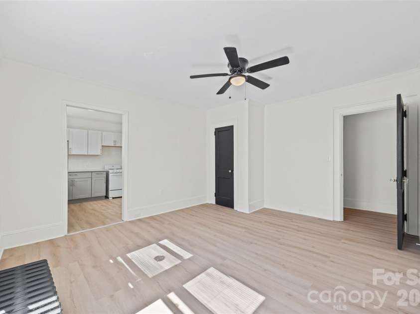 49 Corban Avenue, Concord, NC 28025.  MLS# CAR4382158, YatesRealty ID 25365. 